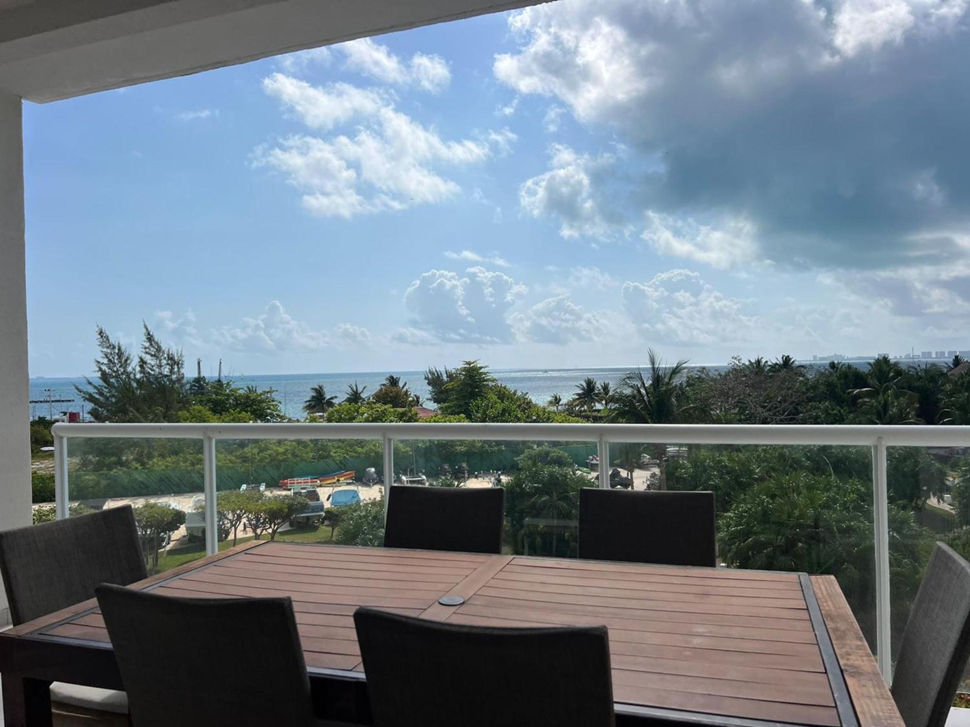 New Beachfront Luxury Apartments Cancún Exterior foto