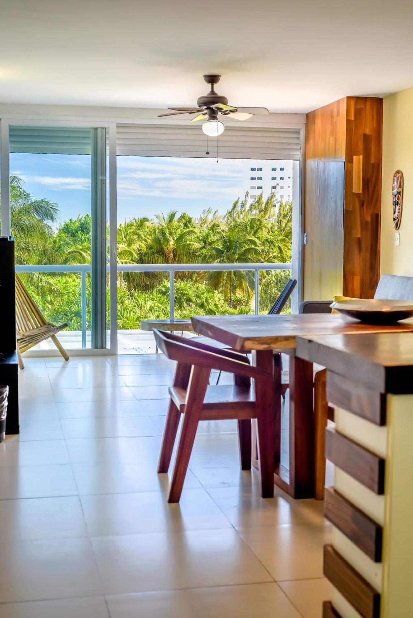 New Beachfront Luxury Apartments Cancún Exterior foto
